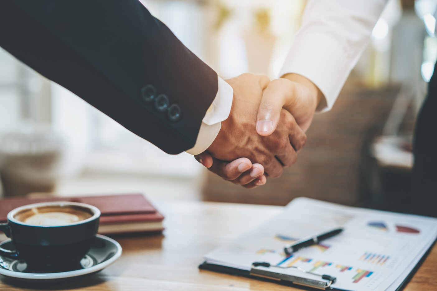 Vertragshersteller Kosmetik, CDMO, Cosmacon, Cosactive, Innosicos, Tojo Cosmetics